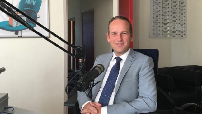 Bram van Hemmen. Burgemeester Hoeksche Waard