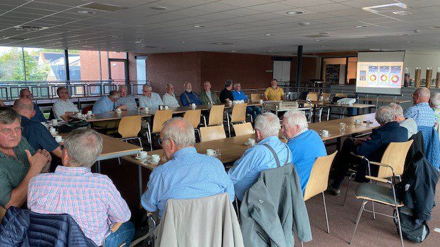 Herensoos op 11 augustus met interview Herman Roons
