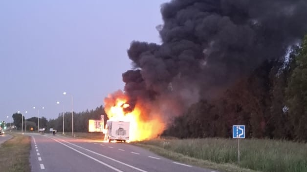 Grote explosie bij camperbrand N217