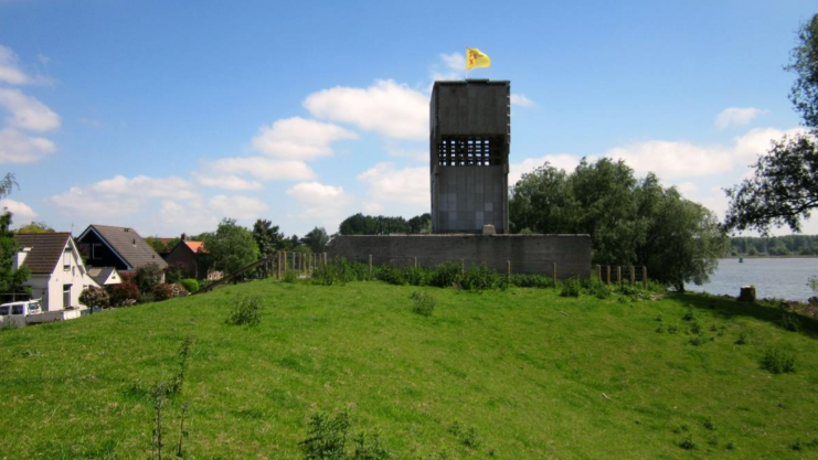 Openstelling luchtwachttoren en kazemat Mariapolder Strijen