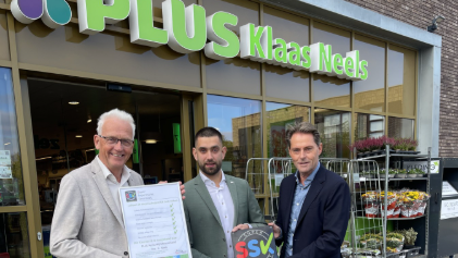 PLUS Klaas Neels in Mijnsheerenland ontvangt het Super Supermarkt Keurmerk