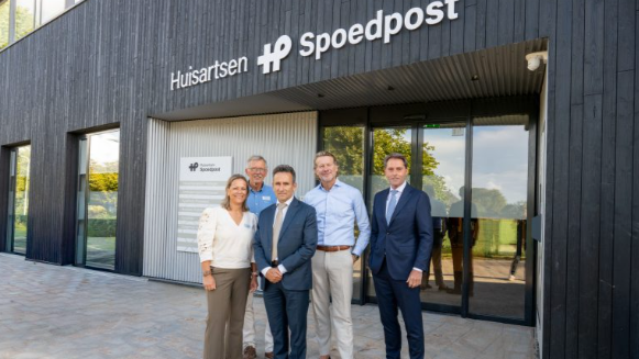 Nieuwe zorglocatie Klaaswaal geopend