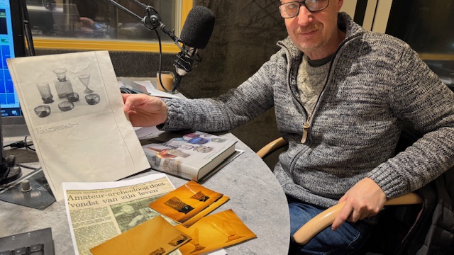 Verhaal unieke glasvondst Strijen wordt almaar mooier